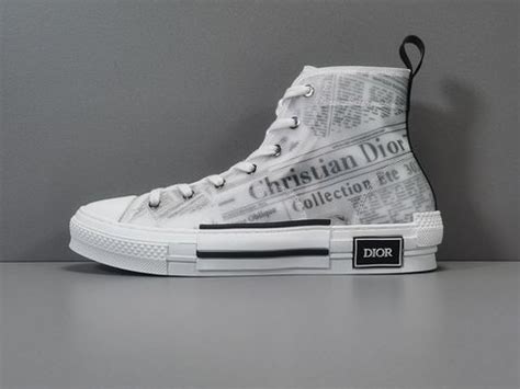 how does dior b23 fit|dior b23 newspaper.